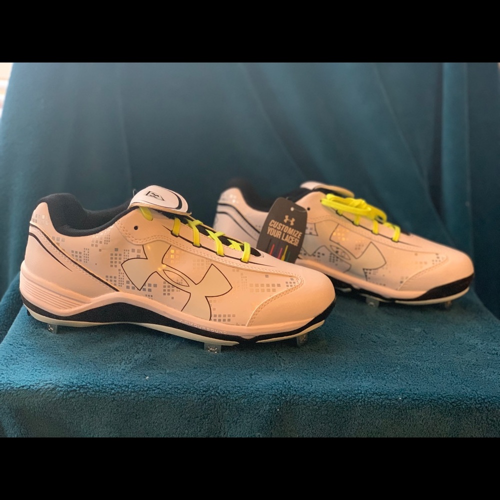 Baseball under armour cleats
